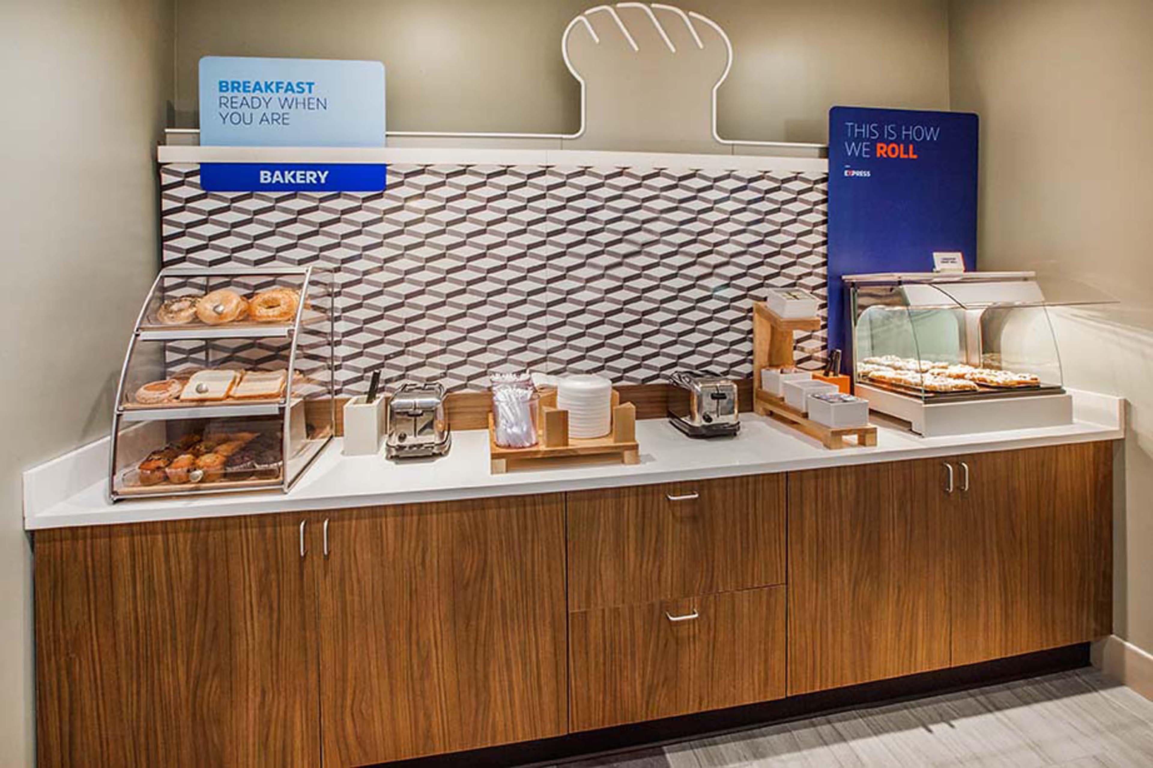 Holiday Inn Express & Suites - Chadron By Ihg Esterno foto
